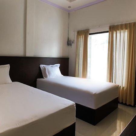 Oyo 3297 Bromo Residence Probolinggo Bagian luar foto
