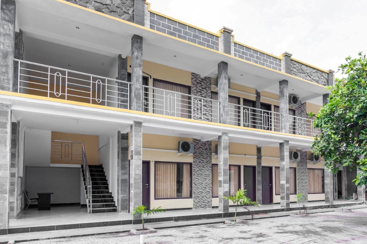 Oyo 3297 Bromo Residence Probolinggo Bagian luar foto