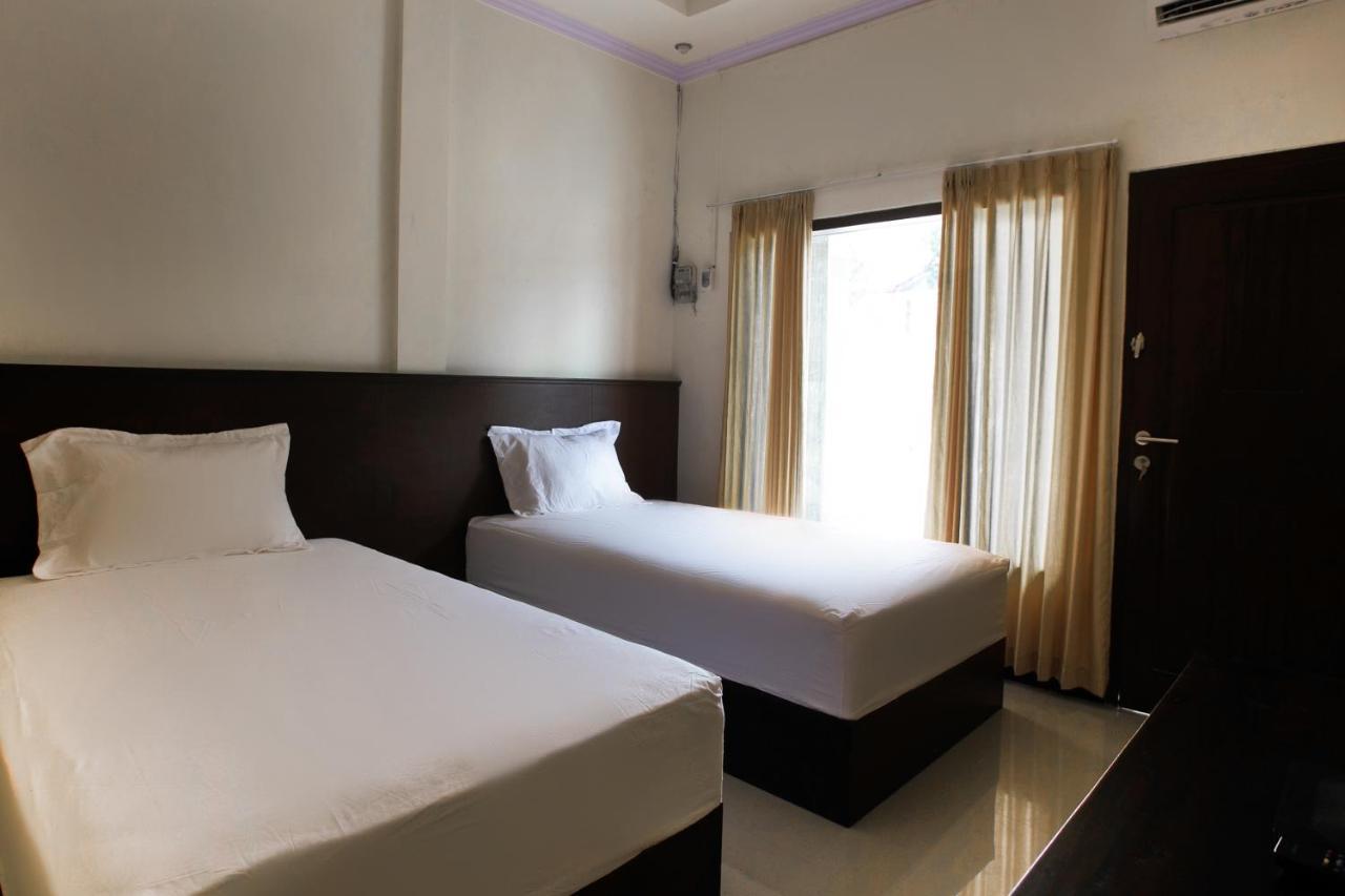 Oyo 3297 Bromo Residence Probolinggo Bagian luar foto